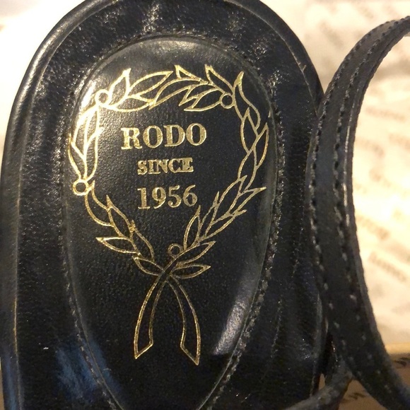 RODO Black Sandal Size 9.5 - Picture 2 of 5